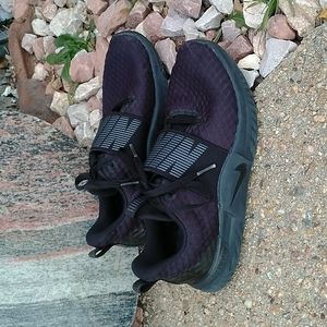 Nike renew black athletic sneakers running shoes women's 7.5